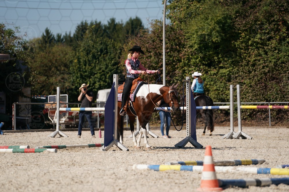 s_A_908025.JPG
